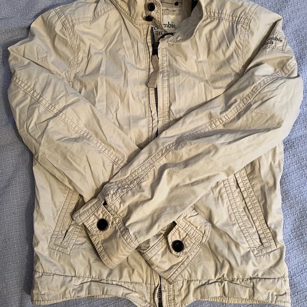 Abercrombie and Fitch Men’s Jacket Size Large.  Moto Style Lightweight Spring